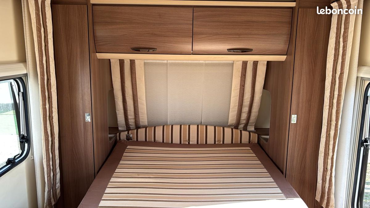 Burstner averso top ts 2013 - deplace caravane - lit central - store banne – Image 3