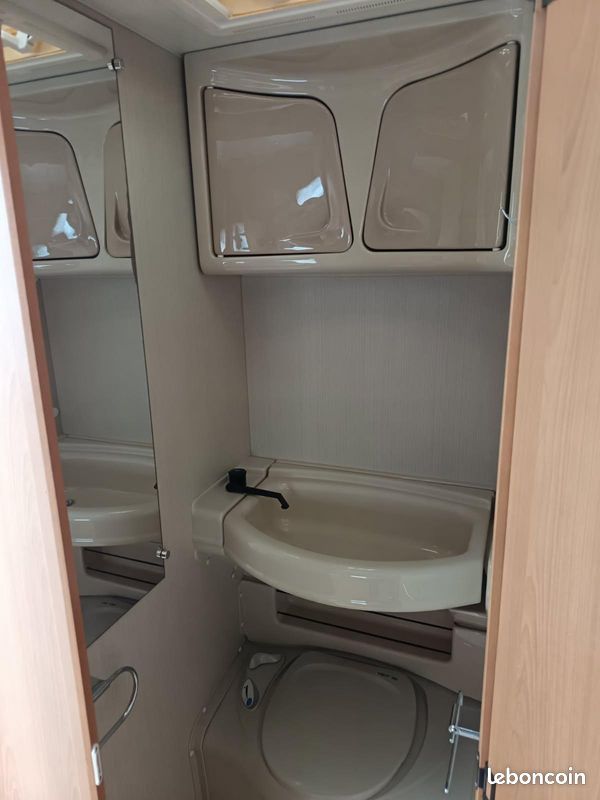 Caravane sterckeman Starlett 390 cp - deplace caravane - porte velos - auvent – Image 8