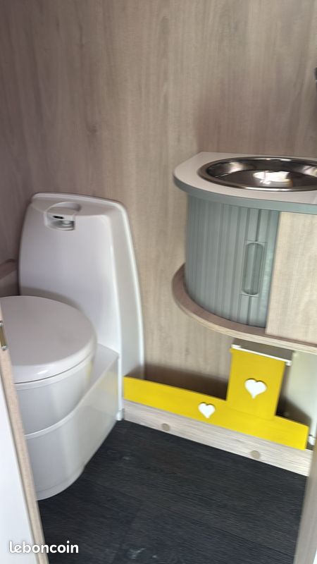 Caravane mini silver frestyle 290 trigano annee 2020 - edition limitee - grand couchage 2 personnes – Image 6