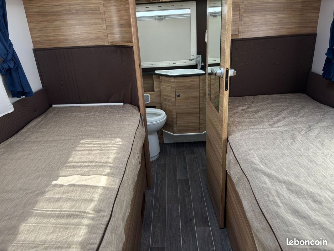 Camping car profile adria coral supreme 670 slt - annee 2019 - 25000 km lits jumeaux - sans ad blue – Image 4