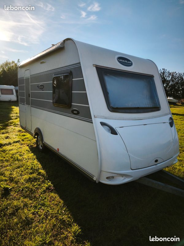 Caravane caravelair antares luxe 400 - deplace caravane - store manuel - annee 2013 – Image 2