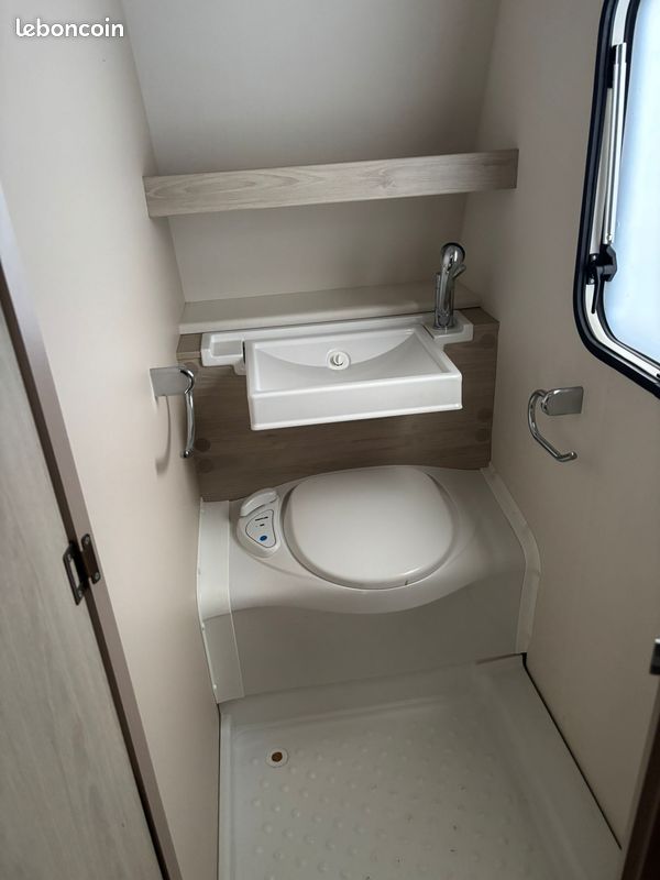Caravane sterckeman 395 cp starlett - deplac caravane - auvent - porte-velos – Image 6