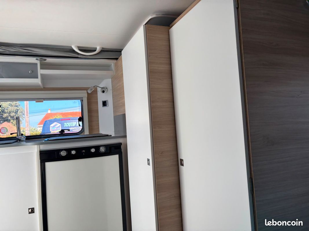 CARAVANE MINI SILVER 290 – PTAC 750 KG – 688 KG À VIDE – CHÂSSIS AL-KO – ANNÉE 2022 – Image 9