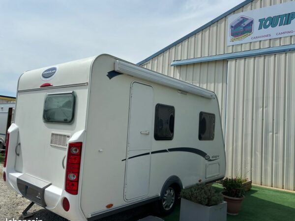 Caravane CARAVELAIR ALLEGRA 400 ANNEE 2016 DEPLACE CARAVANE STORE BANNE PATC 1030 KG