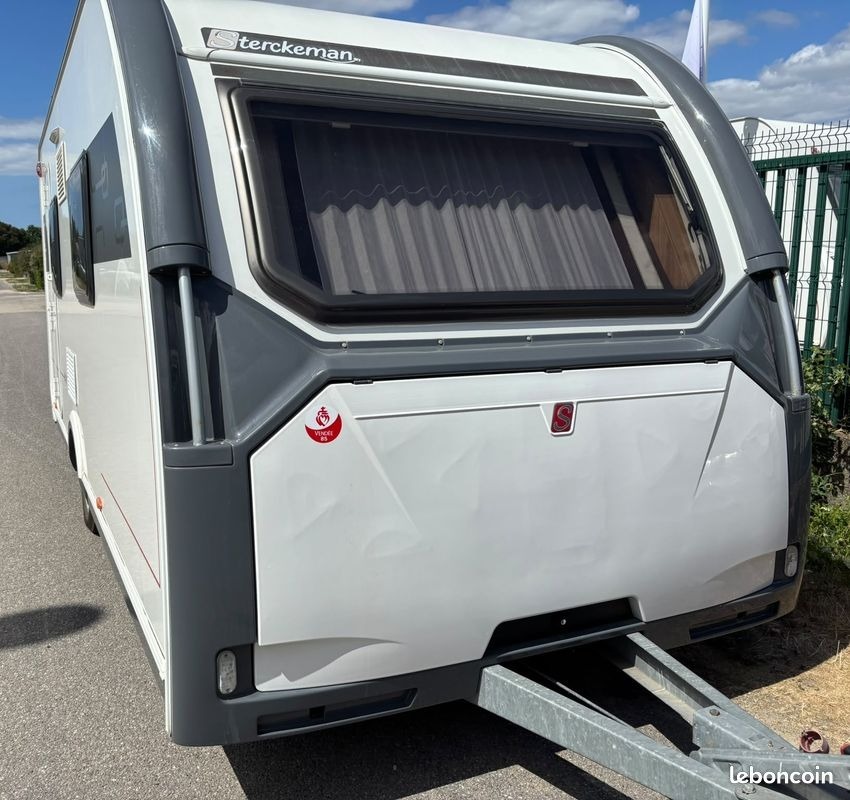 Caravane sterckeman alize 455 cp - annee 2014 - lit central - deplace caravane - auvent – Image 3